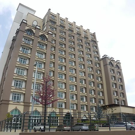 De Viana Hotel & Apartments Kota Bharu Exteriör bild