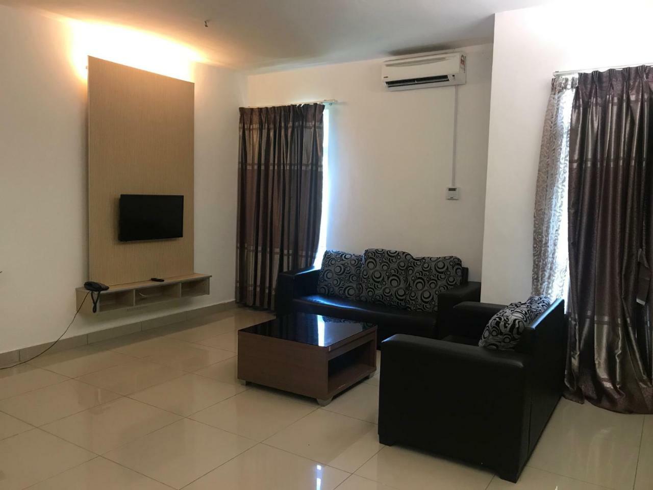 De Viana Hotel & Apartments Kota Bharu Exteriör bild