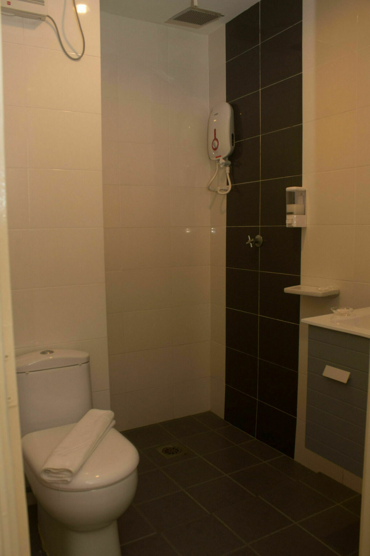 De Viana Hotel & Apartments Kota Bharu Exteriör bild