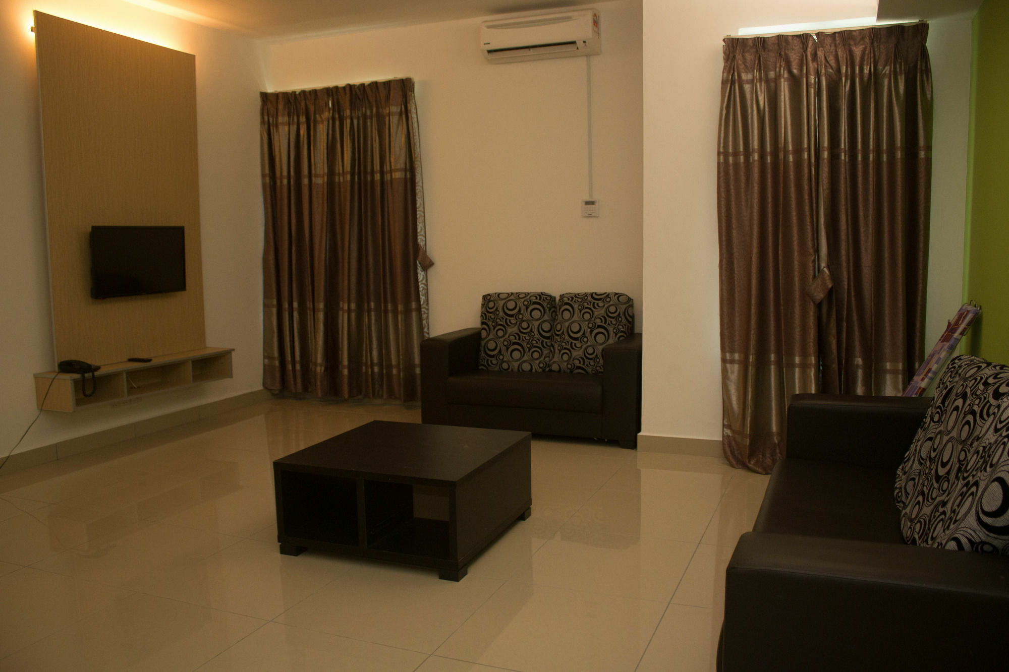 De Viana Hotel & Apartments Kota Bharu Exteriör bild