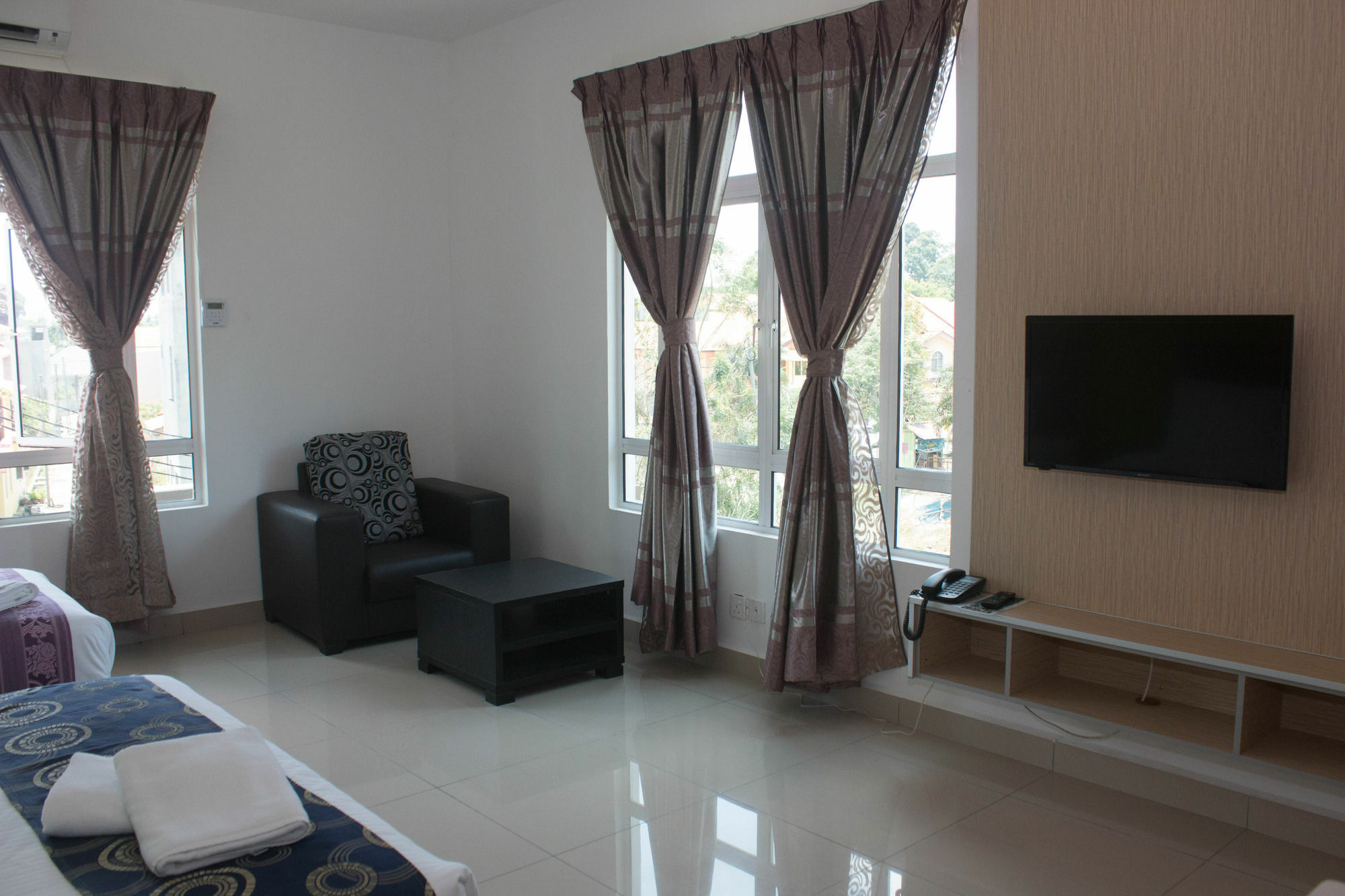 De Viana Hotel & Apartments Kota Bharu Exteriör bild